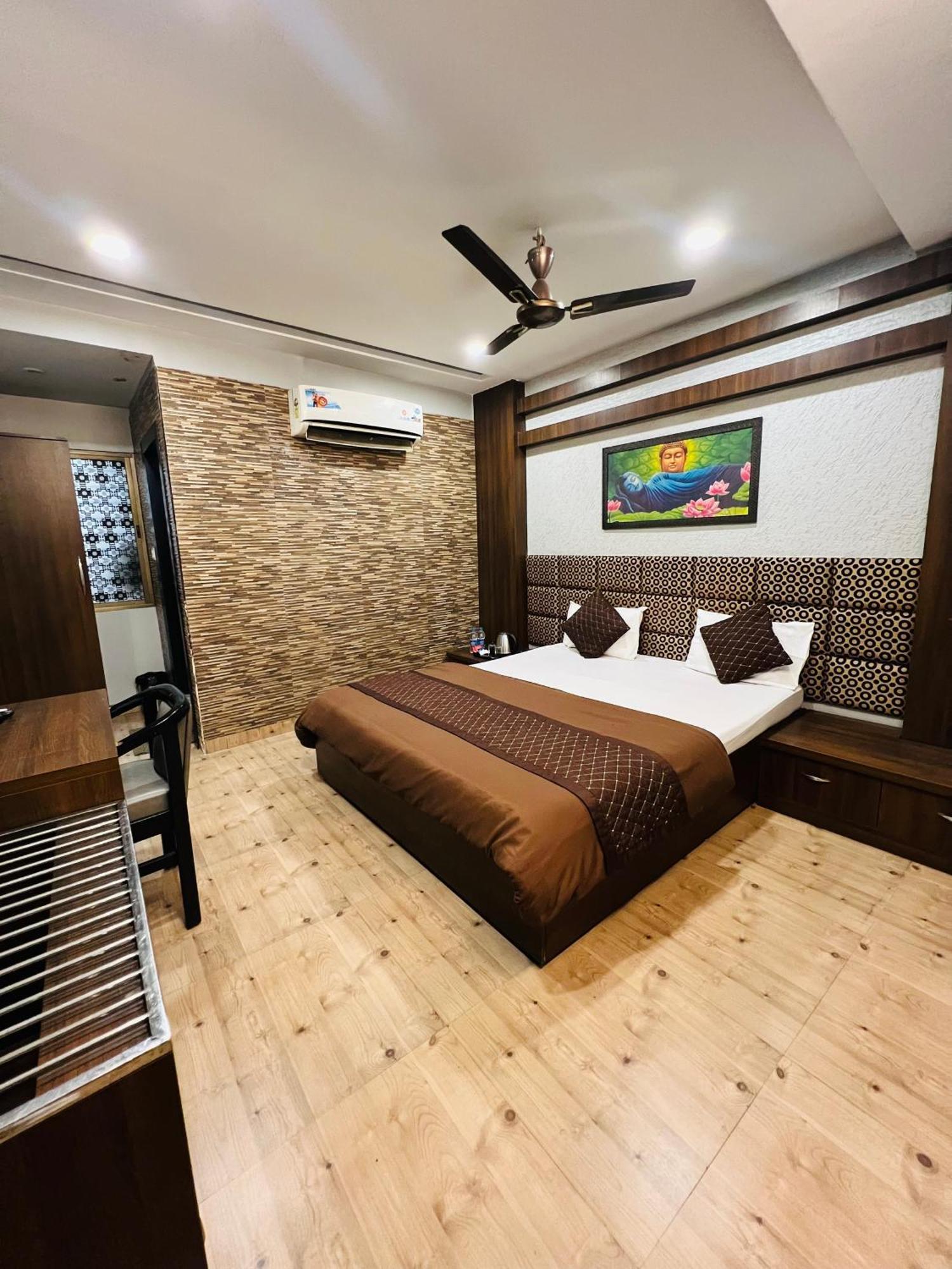 Hotel Sabera Siliguri Ngoại thất bức ảnh