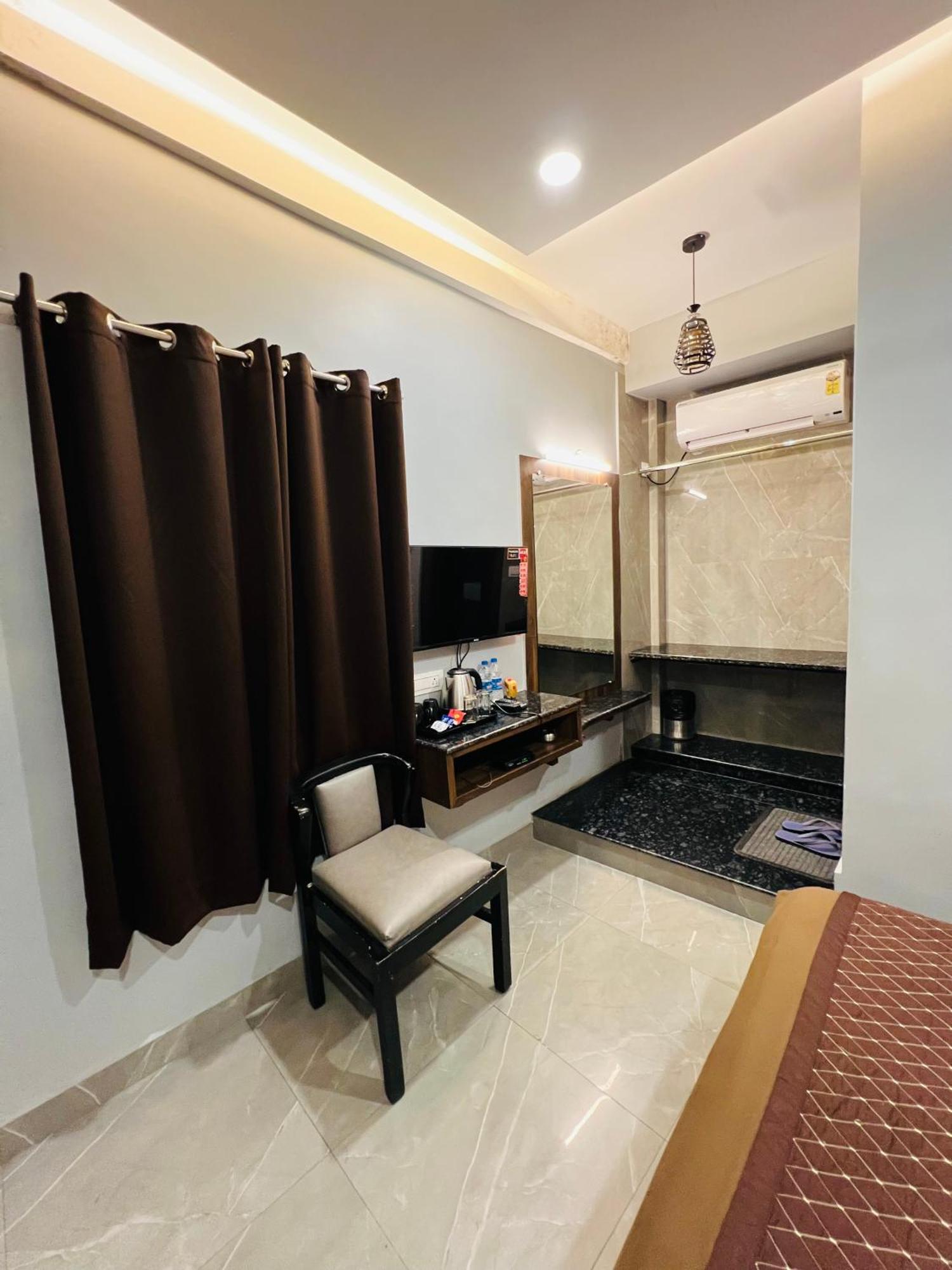 Hotel Sabera Siliguri Ngoại thất bức ảnh