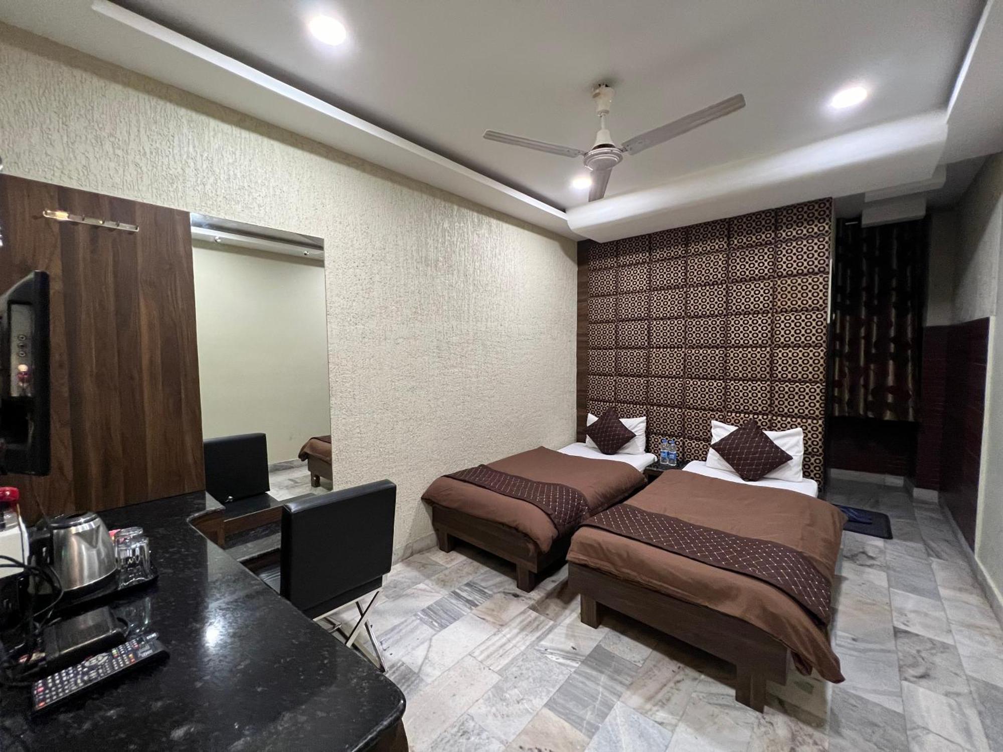 Hotel Sabera Siliguri Ngoại thất bức ảnh