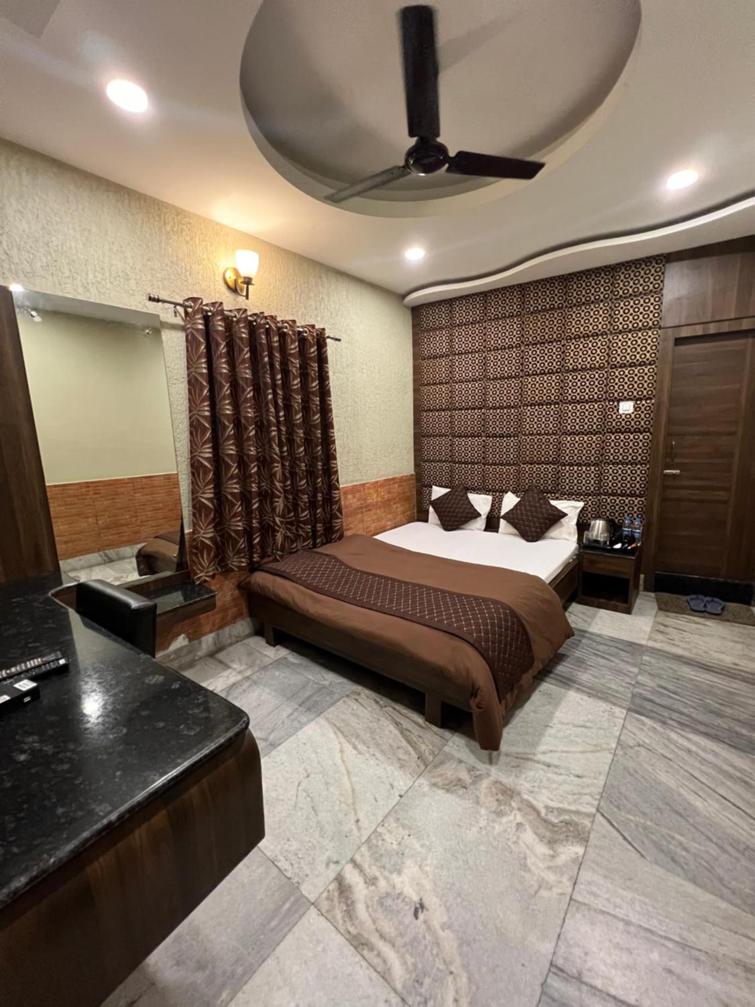 Hotel Sabera Siliguri Ngoại thất bức ảnh