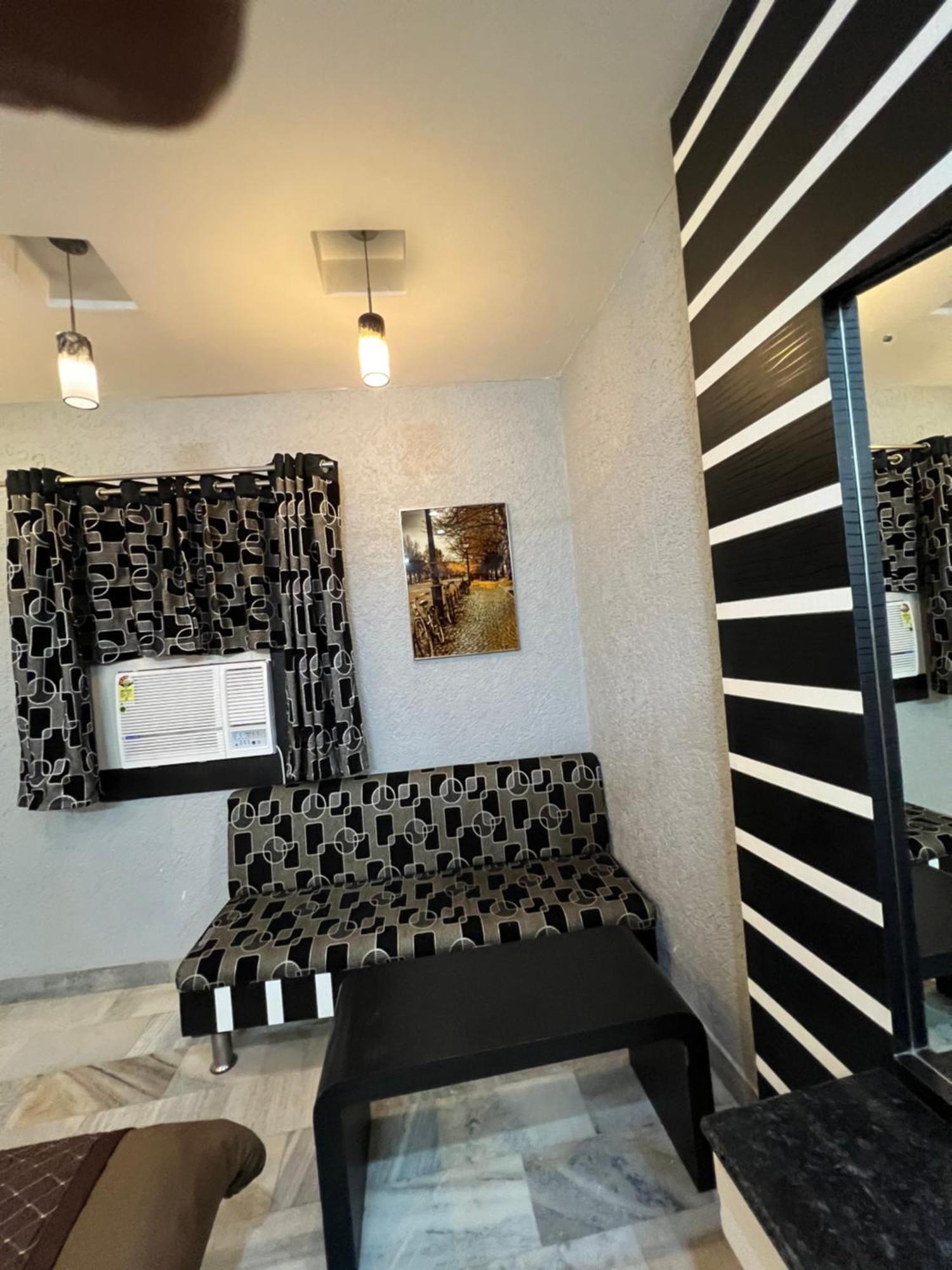 Hotel Sabera Siliguri Ngoại thất bức ảnh